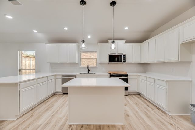 10108 Sailboard Drive, Mckinney, TX 75072