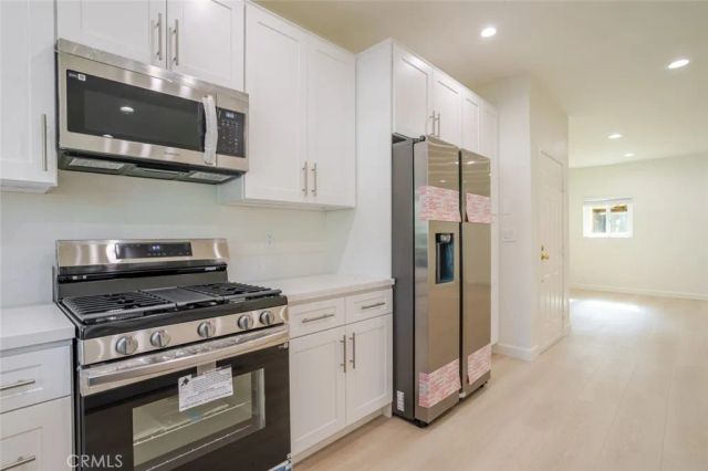 310 E Providencia Avenue 108, Burbank, CA 91502