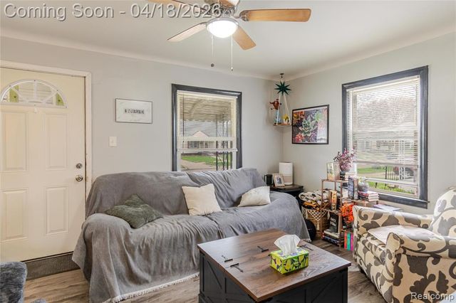 18665 Olympia, Redford, MI 48240