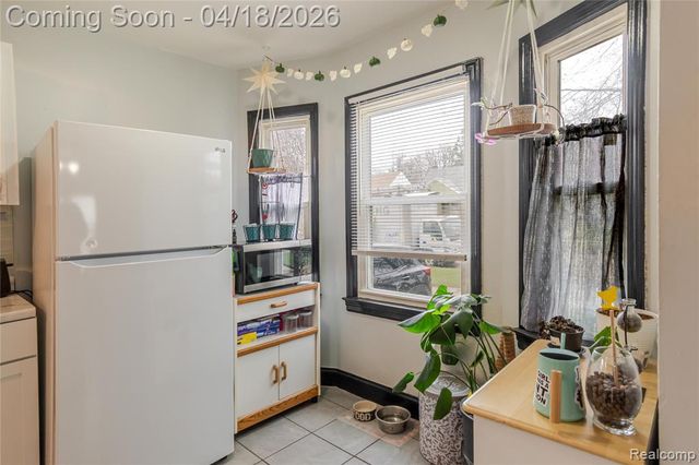 18665 Olympia, Redford, MI 48240