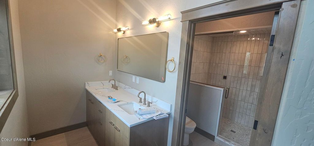 84 Hemlock Ln, 201, Sandpoint, ID 83864 photo 13