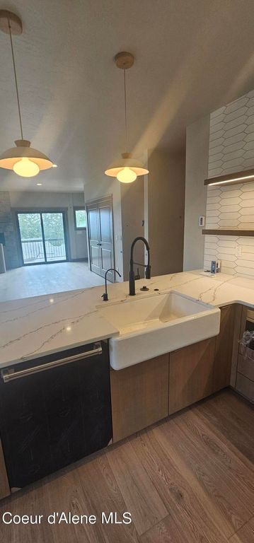 84 Hemlock Ln, 201, Sandpoint, ID 83864 photo 18