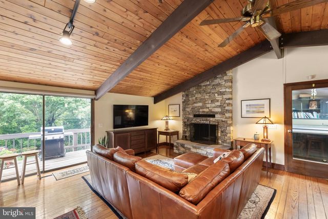 517 MERRIMANS LN, Winchester, VA 22601