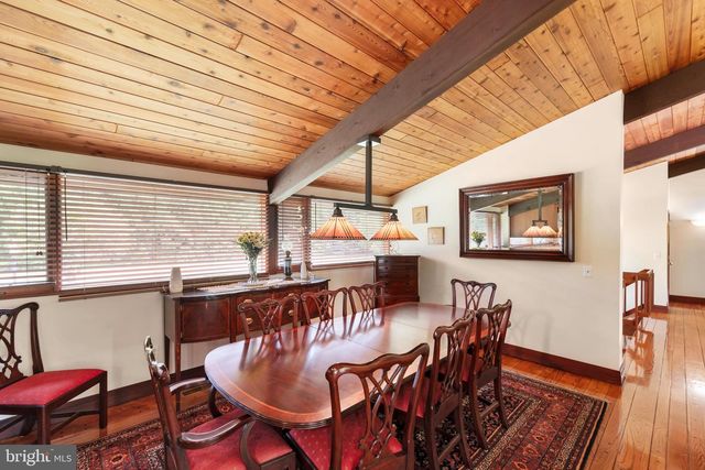 517 MERRIMANS LN, Winchester, VA 22601
