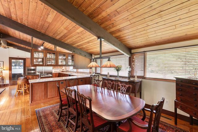 517 MERRIMANS LN, Winchester, VA 22601