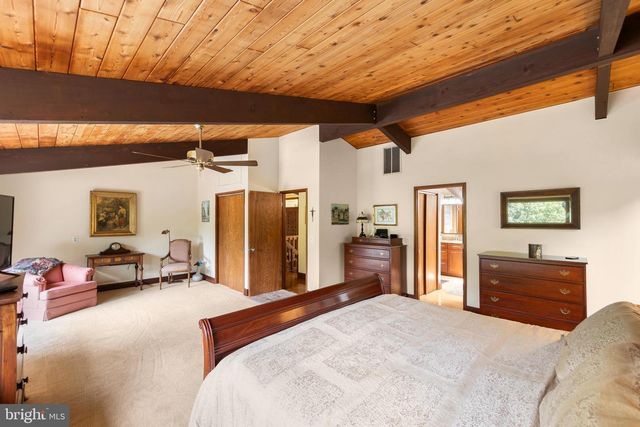 517 MERRIMANS LN, Winchester, VA 22601