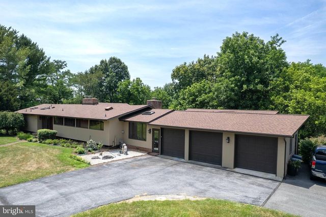 517 MERRIMANS LN, Winchester, VA 22601