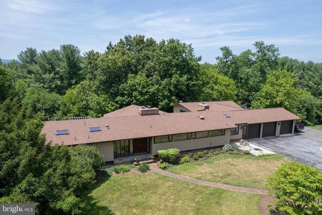 517 MERRIMANS LN, Winchester, VA 22601