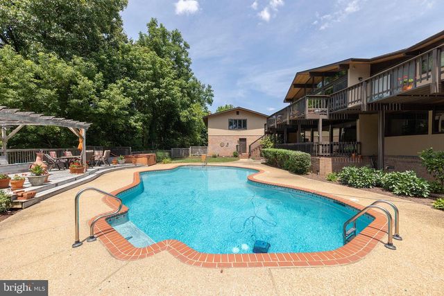 517 MERRIMANS LN, Winchester, VA 22601