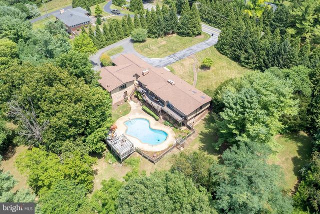 517 MERRIMANS LN, Winchester, VA 22601