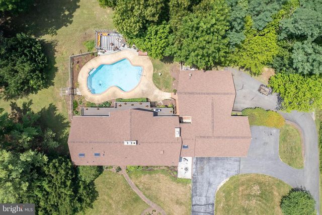517 MERRIMANS LN, Winchester, VA 22601