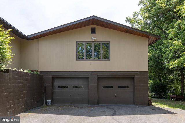 517 MERRIMANS LN, Winchester, VA 22601