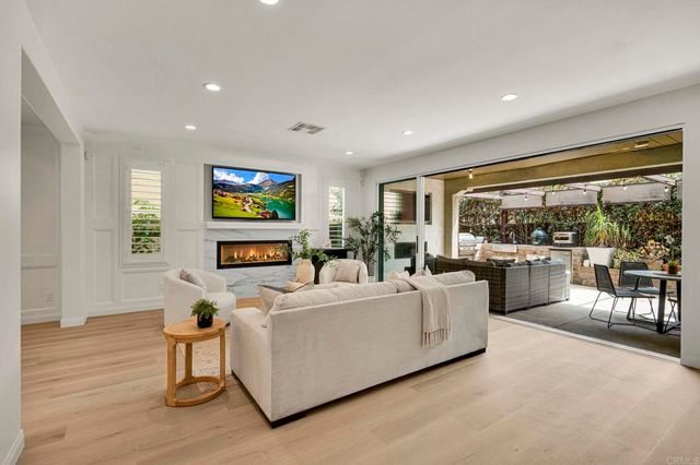 15897 Trent Place, San Diego, CA 92127