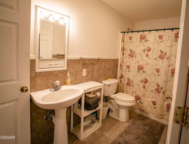 3624 Katy Hollar Road, Sevierville, TN 37862