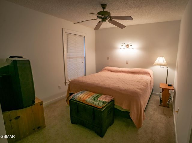 3624 Katy Hollar Road, Sevierville, TN 37862