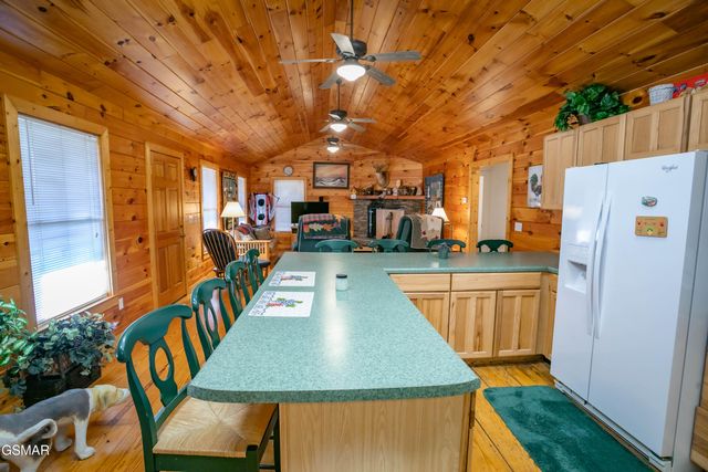 3624 Katy Hollar Road, Sevierville, TN 37862