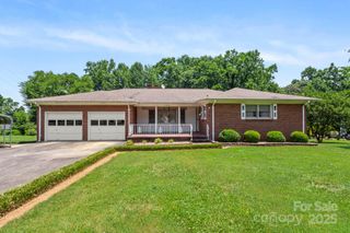 128 Howie Street, Mount Holly, NC 28120