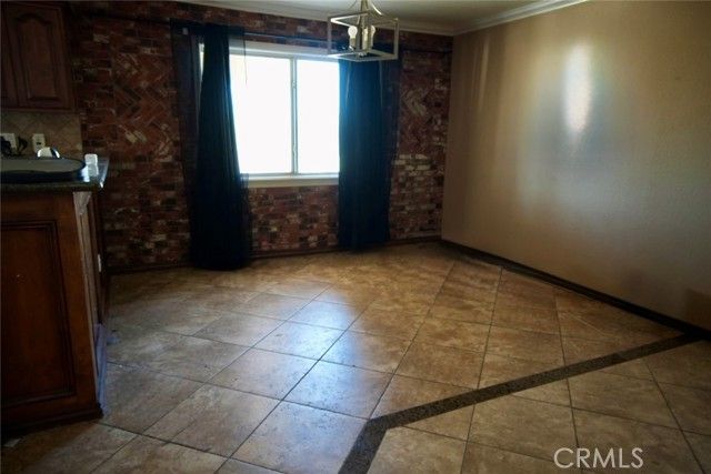 19006 Ivanpah Way, Apple Valley, CA 92308