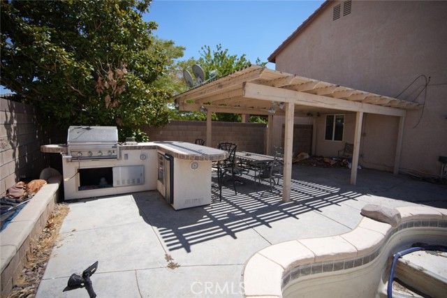 19006 Ivanpah Way, Apple Valley, CA 92308