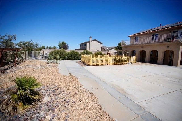 19006 Ivanpah Way, Apple Valley, CA 92308