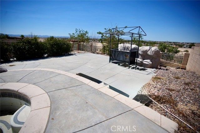 19006 Ivanpah Way, Apple Valley, CA 92308