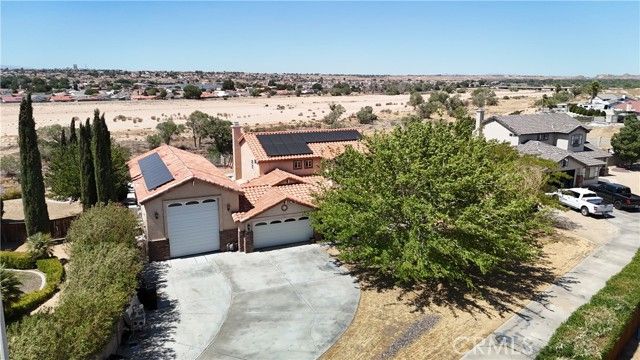 19006 Ivanpah Way, Apple Valley, CA 92308