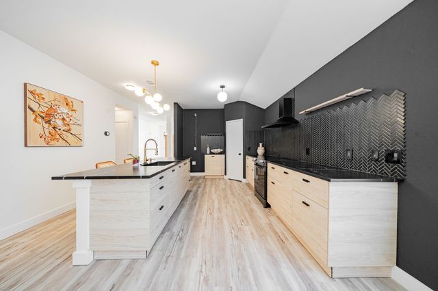 216 Prentice Drive, Seagoville, TX 75159