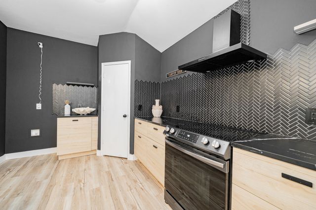 216 Prentice Drive, Seagoville, TX 75159