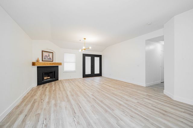 216 Prentice Drive, Seagoville, TX 75159