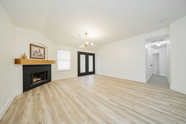 216 Prentice Drive, Seagoville, TX 75159