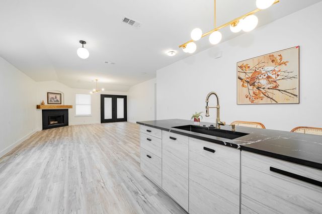 216 Prentice Drive, Seagoville, TX 75159