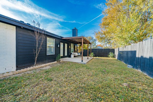 216 Prentice Drive, Seagoville, TX 75159