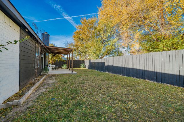 216 Prentice Drive, Seagoville, TX 75159