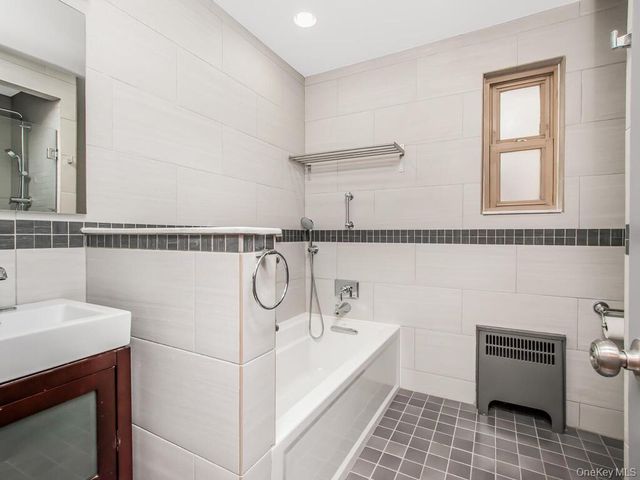 3041 Sedgwick Avenue, Bronx, NY 10468