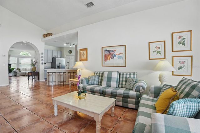 9915 KONA ISLE COURT, Orlando, FL 32817