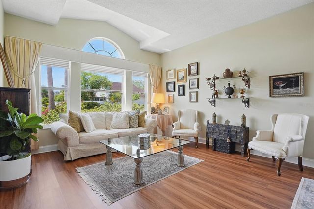 9915 KONA ISLE COURT, Orlando, FL 32817