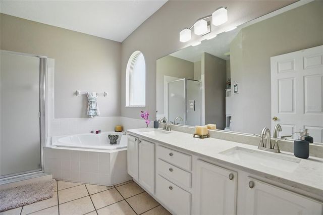 9915 KONA ISLE COURT, Orlando, FL 32817
