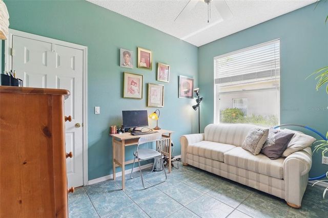 9915 KONA ISLE COURT, Orlando, FL 32817
