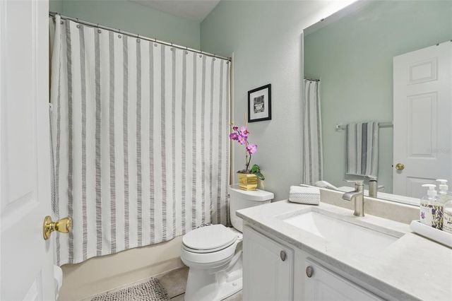 9915 KONA ISLE COURT, Orlando, FL 32817