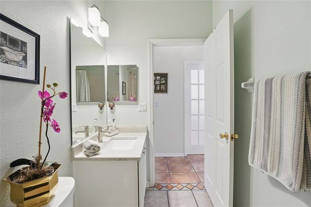 9915 KONA ISLE COURT, Orlando, FL 32817