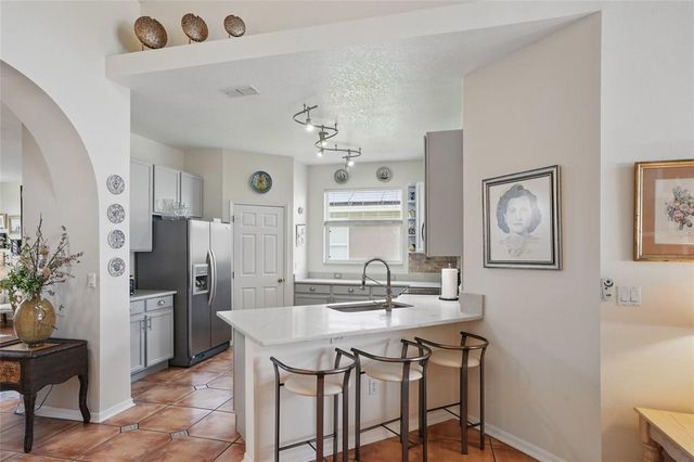 9915 KONA ISLE COURT, Orlando, FL 32817
