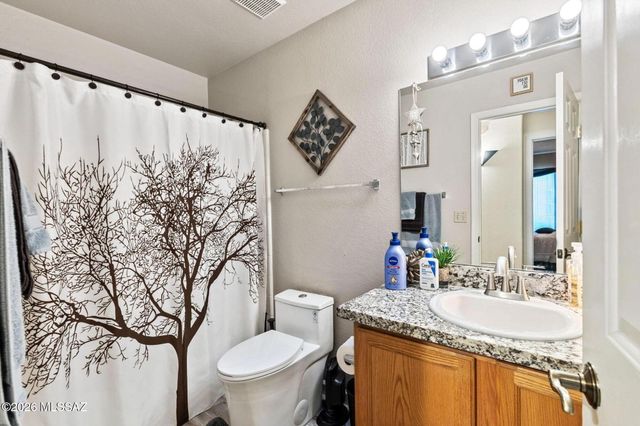 9001 E Desert Aire Street, Tucson, AZ 85730