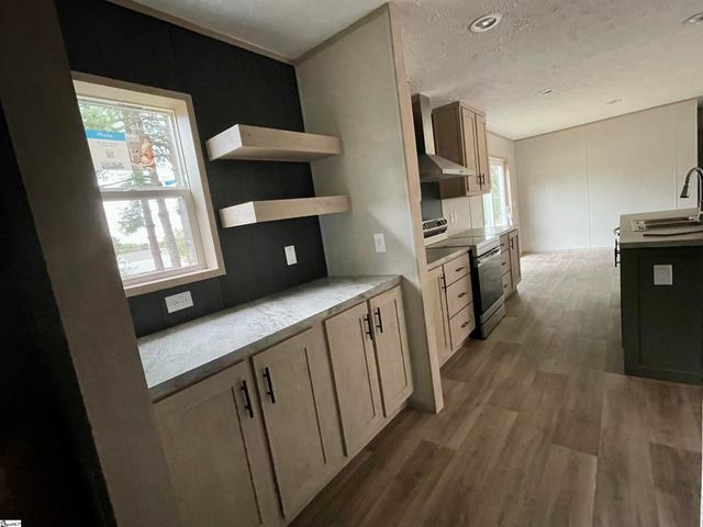 20 Pecan Street, Pacolet, SC 29372