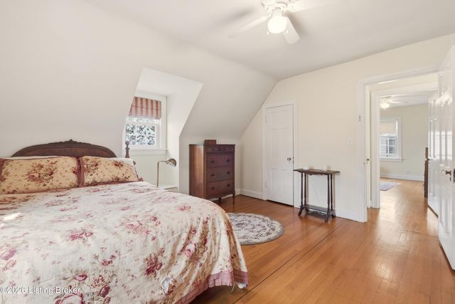 1840 Trevilian Way, Louisville, KY 40205