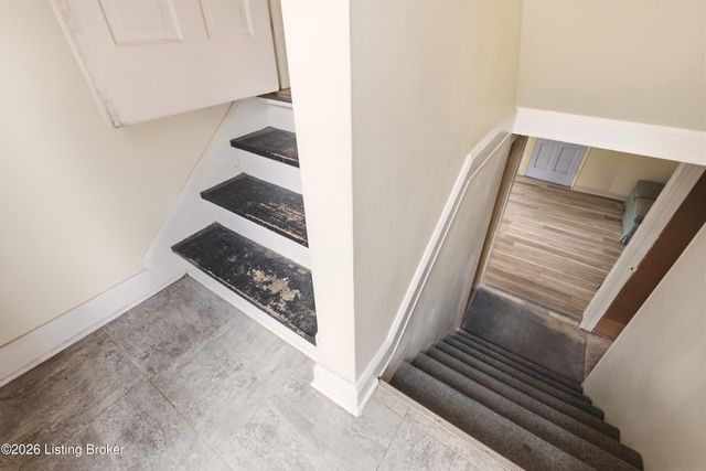 1840 Trevilian Way, Louisville, KY 40205