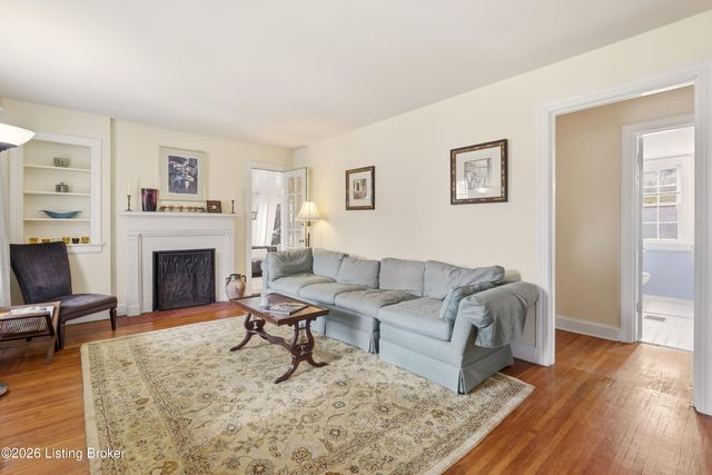 1840 Trevilian Way, Louisville, KY 40205