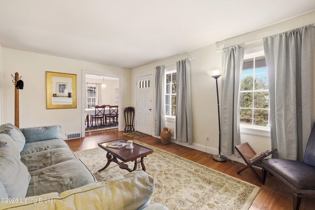 1840 Trevilian Way, Louisville, KY 40205