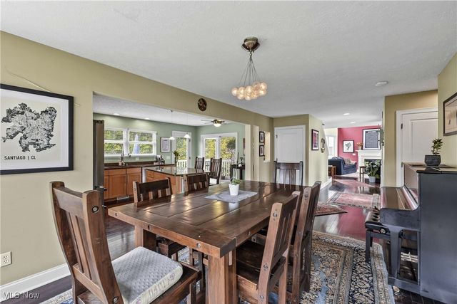 2839 Gates Court, Broadview Heights, OH 44147