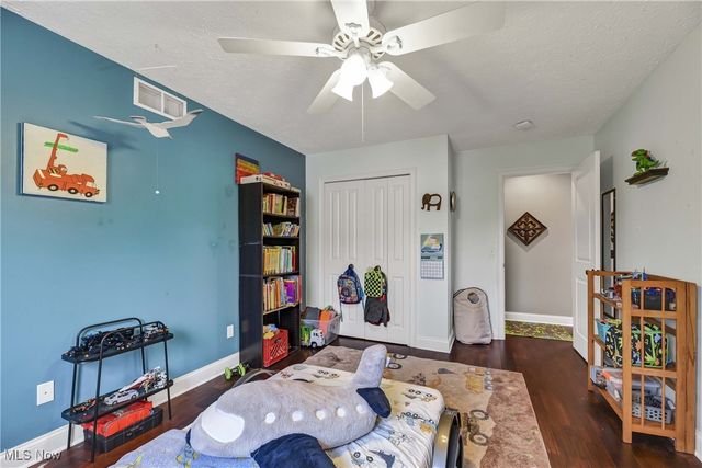 2839 Gates Court, Broadview Heights, OH 44147