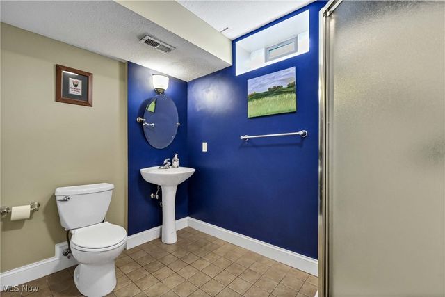 2839 Gates Court, Broadview Heights, OH 44147